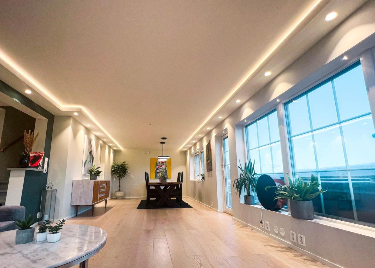 Penthouse Apartment With Amazing View. Тромсьо Екстериор снимка
